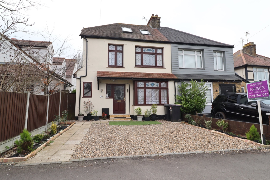 London Road, Rayleigh