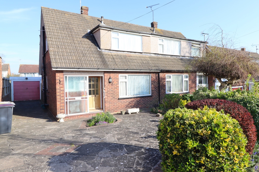 Manor Close, Rayleigh