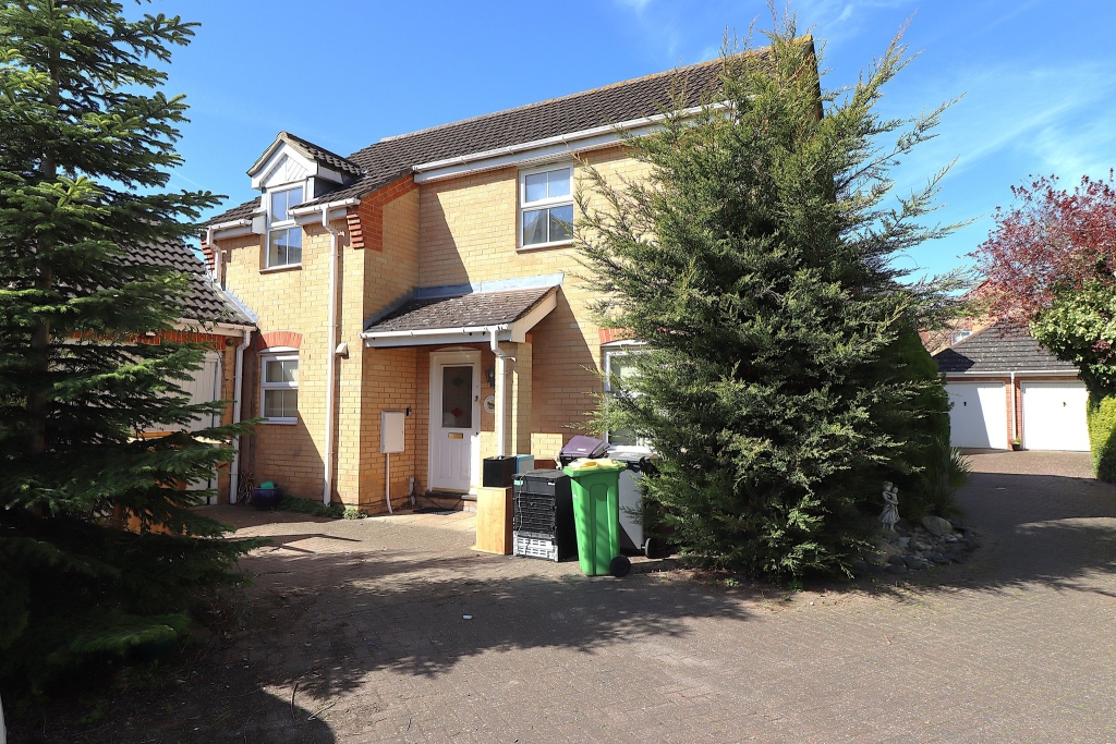 Laburnum Way,, Rayleigh