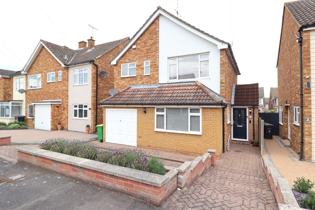 Tudor Close, Rayleigh