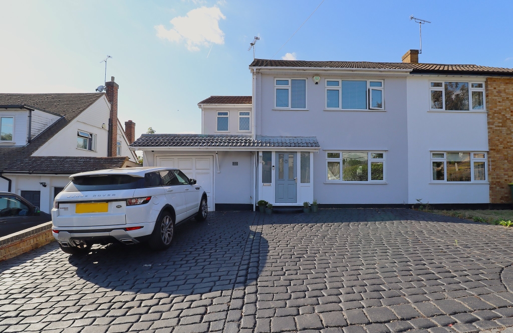 Link Road, Rayleigh