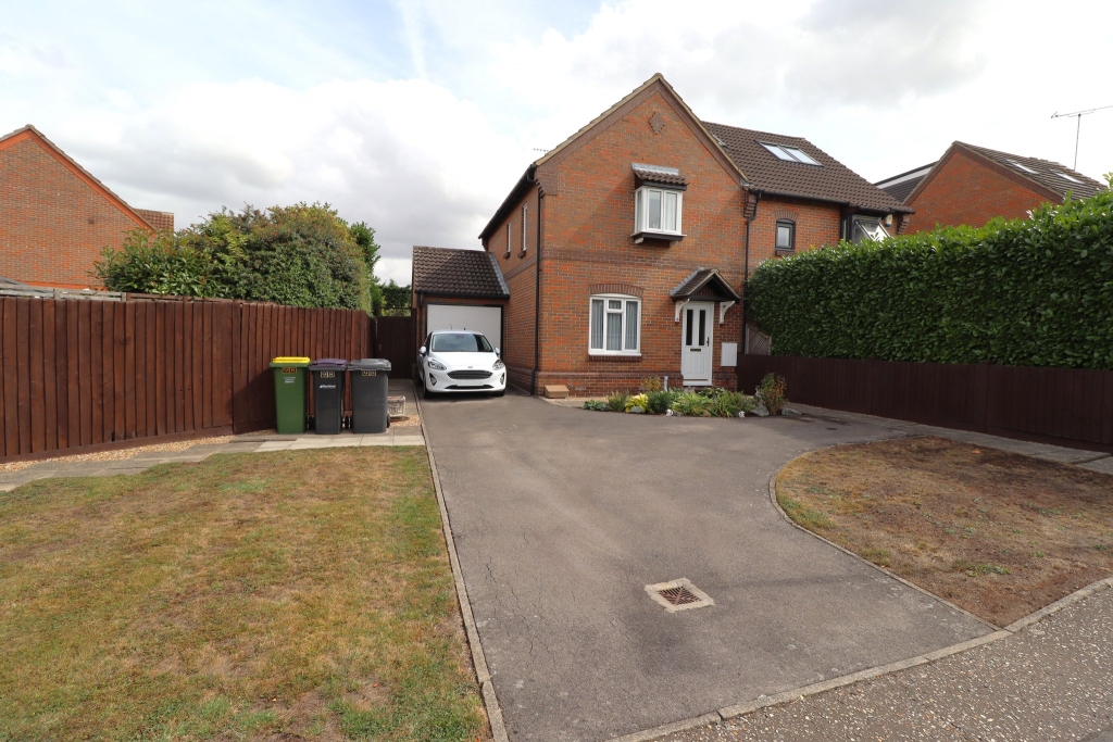 Langham Drive, Rayleigh