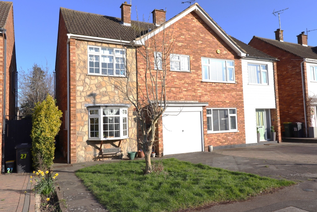 Sir Walter Raleigh Drive, Rayleigh