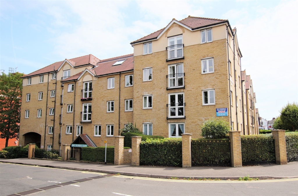 King Georges Close, Rayleigh