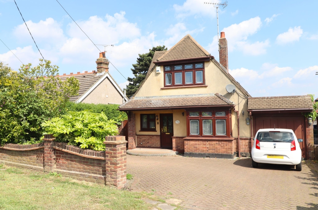 Eastwood Road, Rayleigh