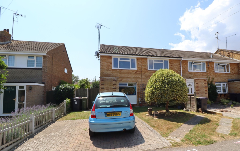 Milton Close, Rayleigh