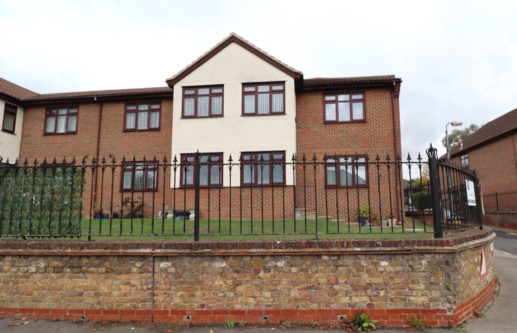 Down Hall Road, Rayleigh